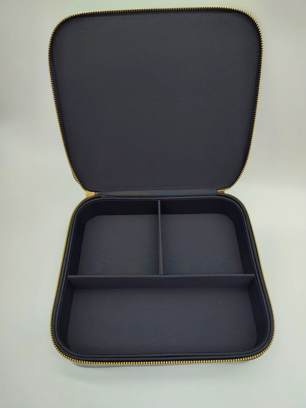 CHANEL Beaute' Lambskin Hard Shell Jewelry Case Travel Organizer Pouch NWT NIB